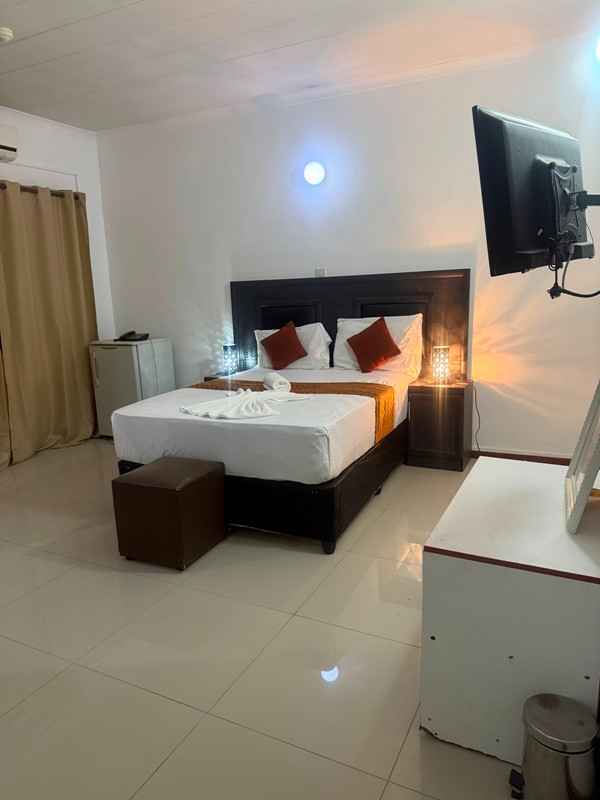 Hotel Crystal Palace product image