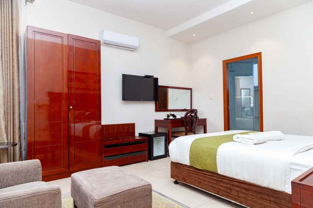 Cycad Palm Boutique Gousthouse product image