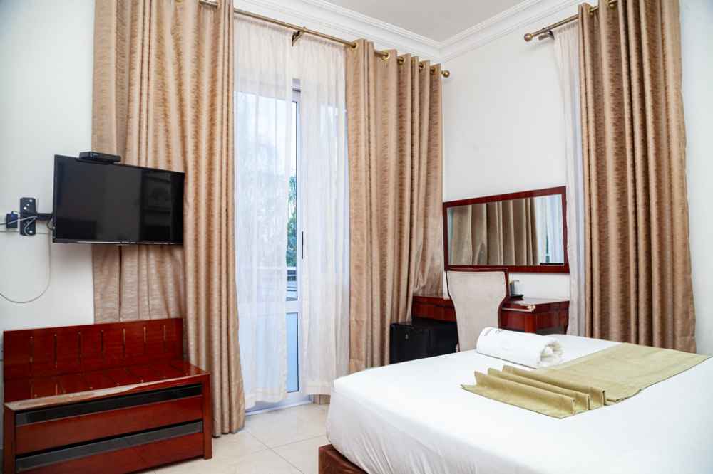 Cycad Palm Boutique Gousthouse product image