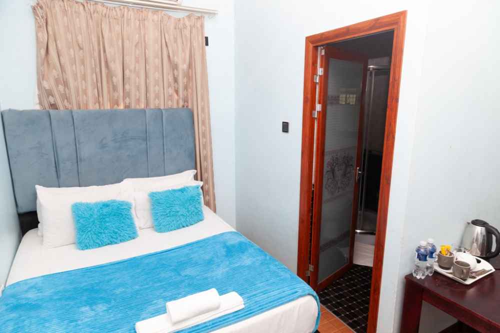 White City Inn Guesthouse product image