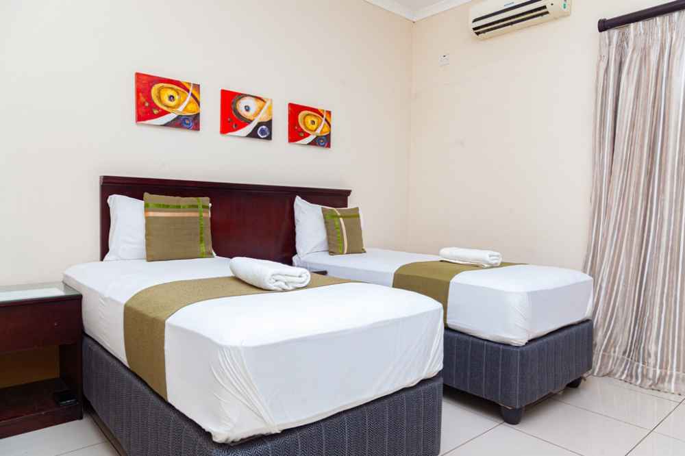 Emerald Hotel product image